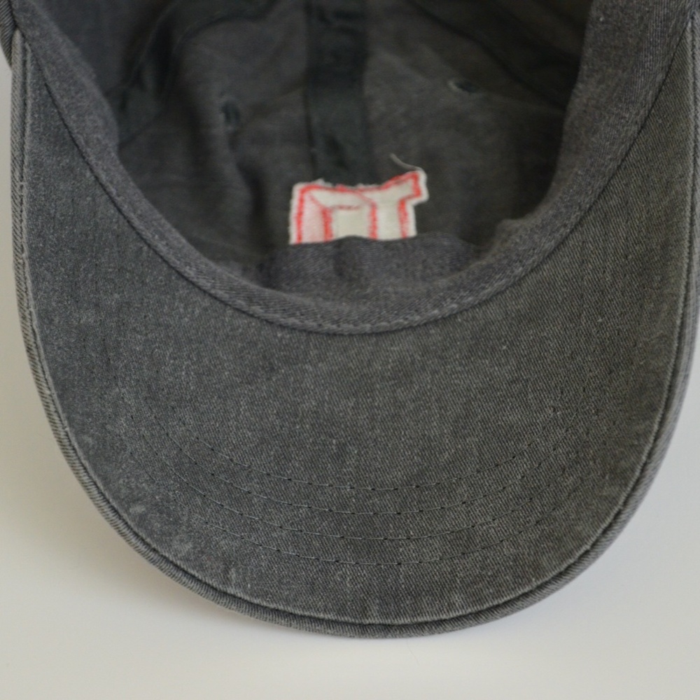 Red Devils Baseball Cap - Picture 6 of 6